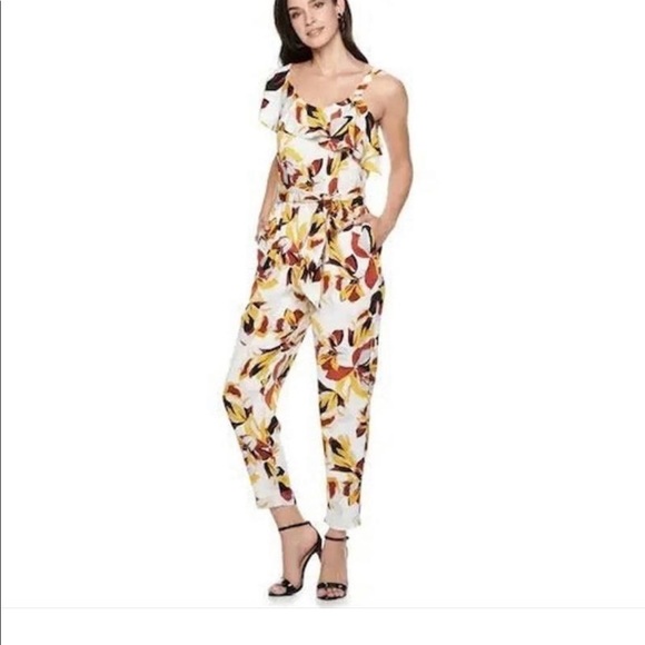 Jennifer Lopez Pants - Jennifer Lopez white jumpsuit with yellow and maroon flowers XXL